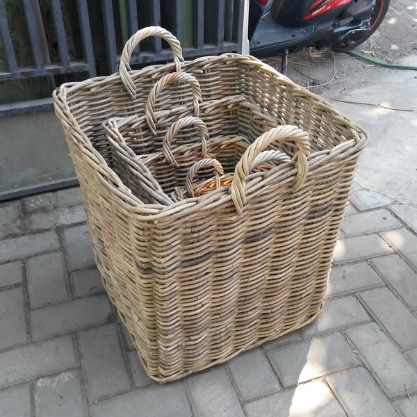 Wholesale Wicker Basket With Handle